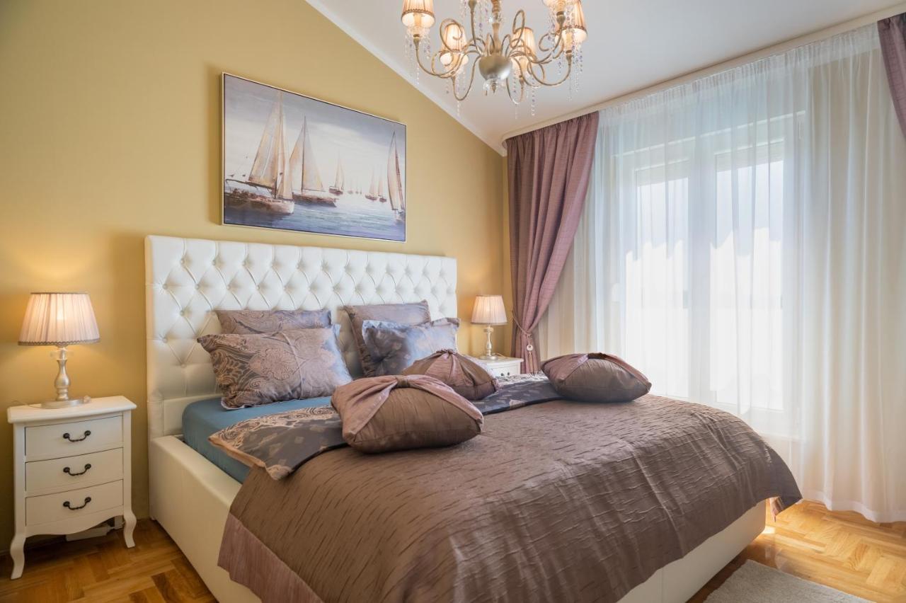 Apartment Tikvarin, Kastel Kambelovac Kastela Dış mekan fotoğraf