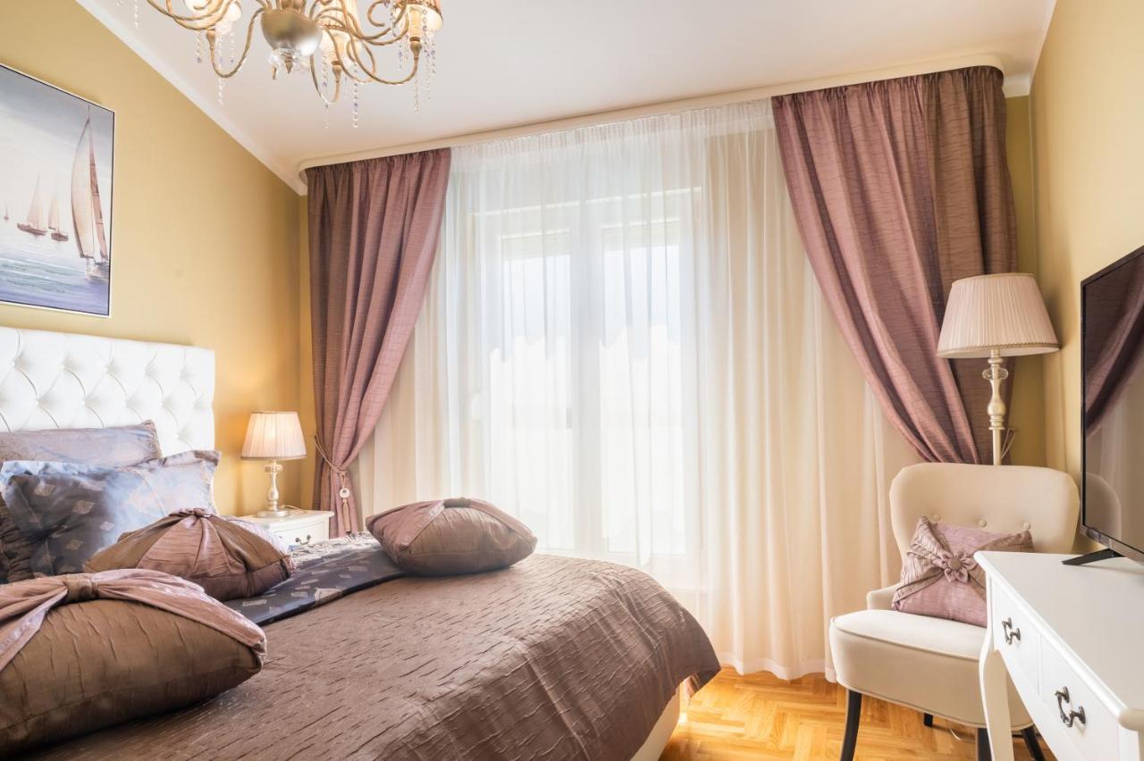 Apartment Tikvarin, Kastel Kambelovac Kastela Dış mekan fotoğraf