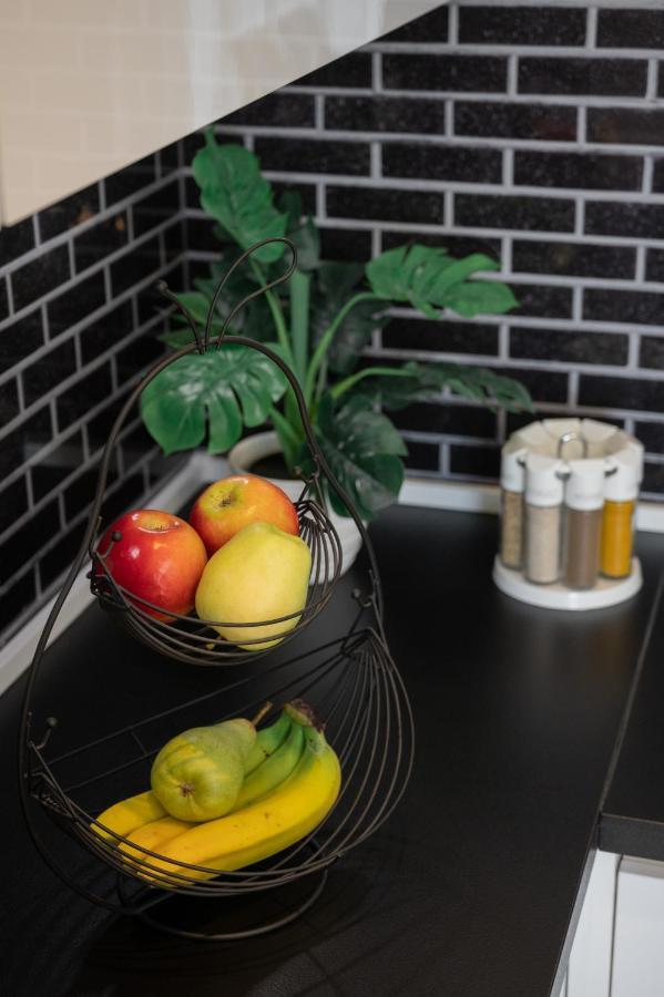 Apartment Tikvarin, Kastel Kambelovac Kastela Dış mekan fotoğraf
